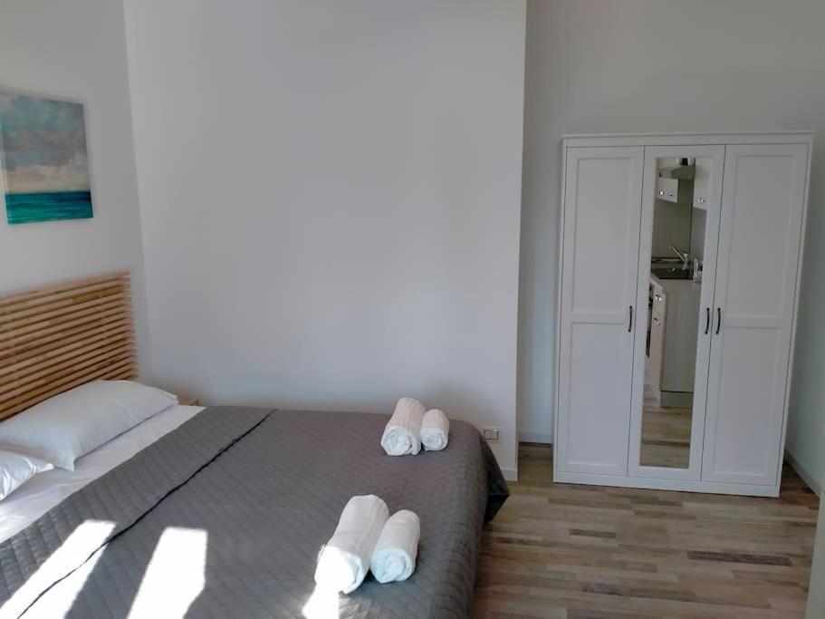 Suite Room Malpensa B&B カルダーノ・アル・カンポ エクステリア 写真