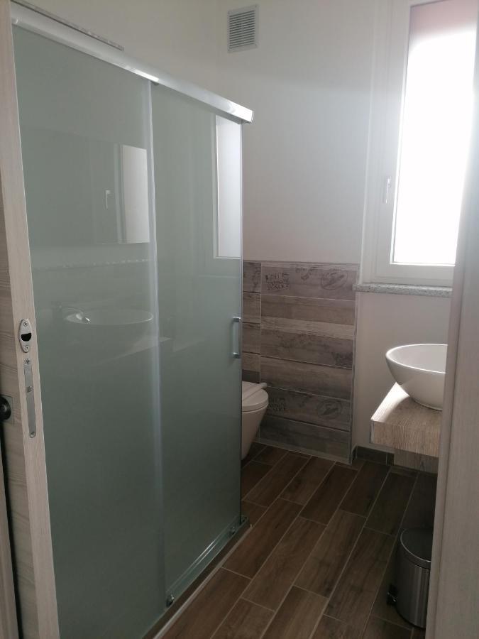 Suite Room Malpensa B&B カルダーノ・アル・カンポ エクステリア 写真