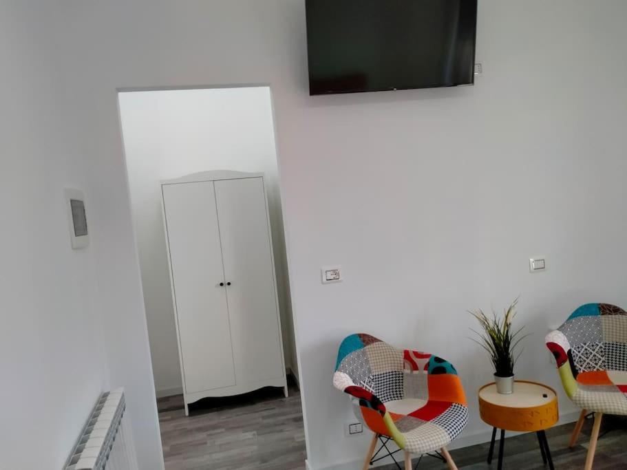 Suite Room Malpensa B&B カルダーノ・アル・カンポ エクステリア 写真